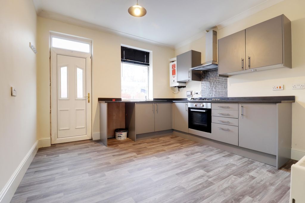 Property photo 2 of 12 2