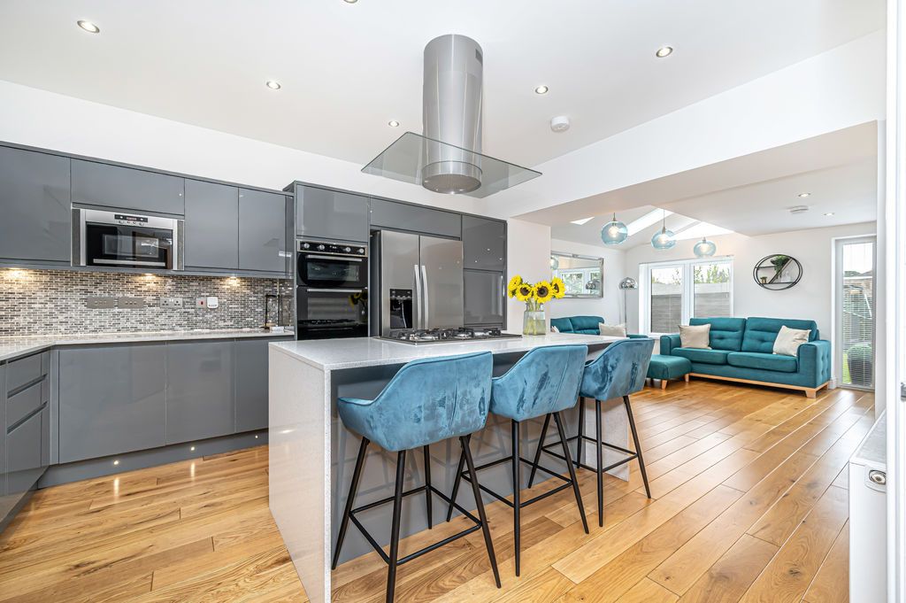 Property photo 2 of 28 Dining Kitchen With Open Plan Family Area