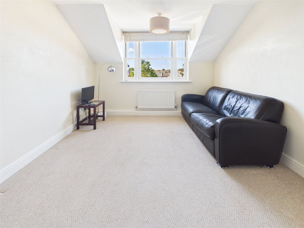 Property photo 2 of 8 Picture No. 04