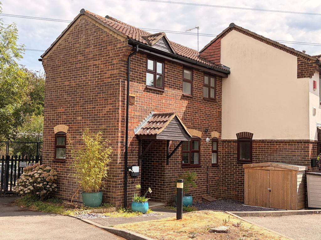 Property photo 1 of 18