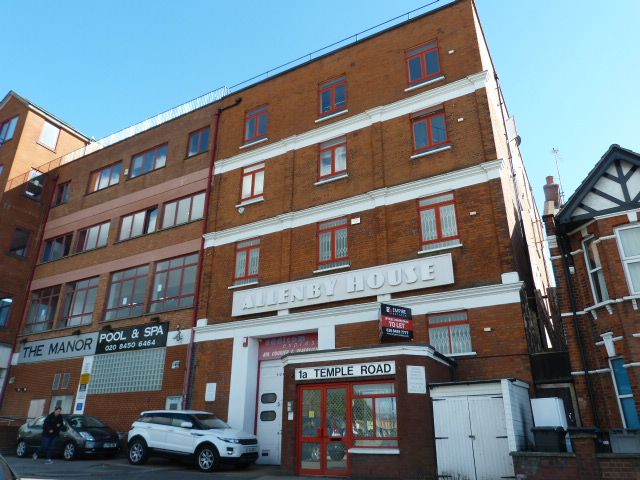 Property photo 1 of 5