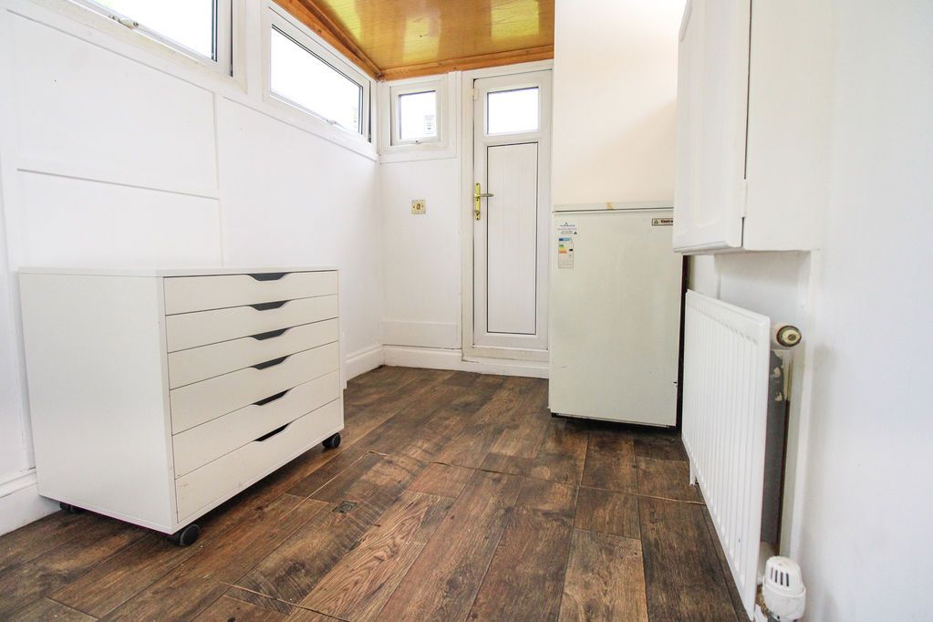 Property photo 2 of 11 Wheelhouse