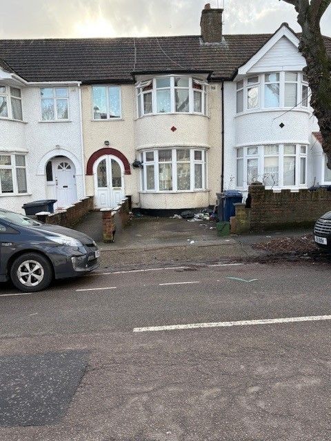 Property photo 1 of 5