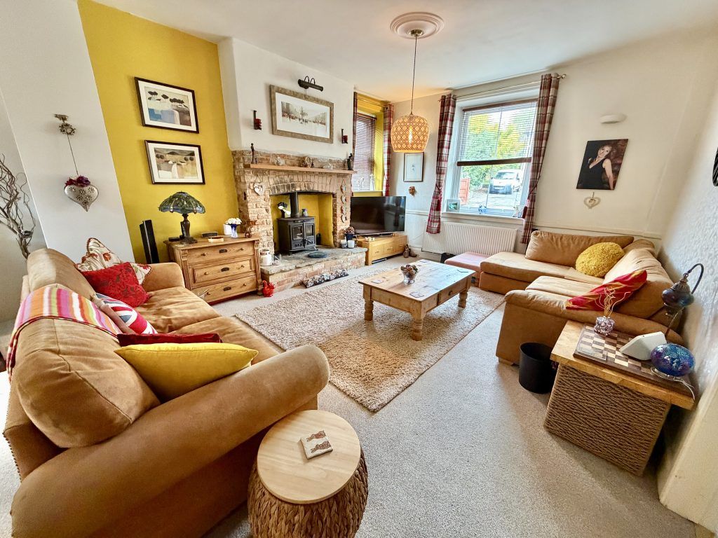 Property photo 2 of 29