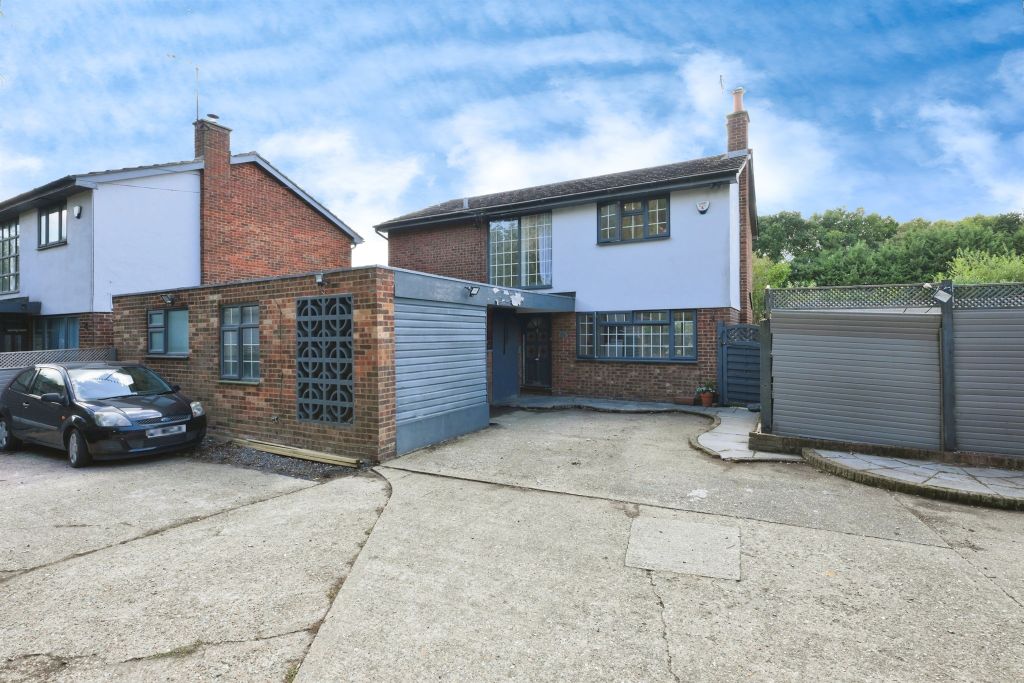 Property photo 1 of 17