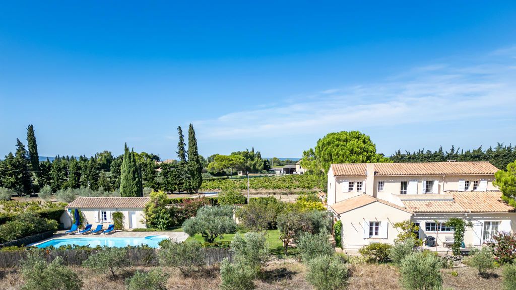 Property photo 1 of 27 Image