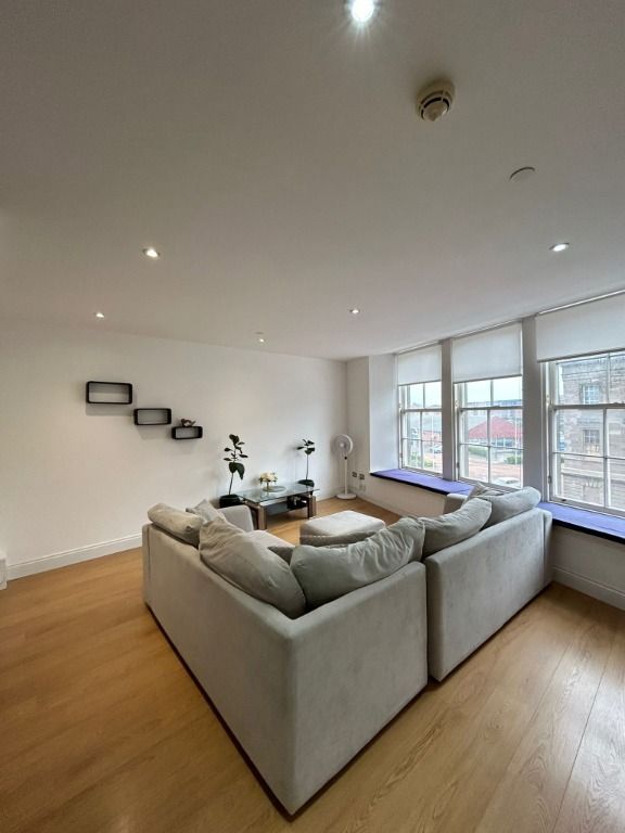 Property photo 3 of 9 3_17201075628134.Jpg