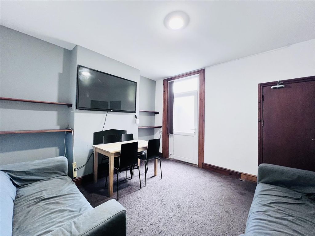 Property photo 2 of 13 Image00003.Jpeg