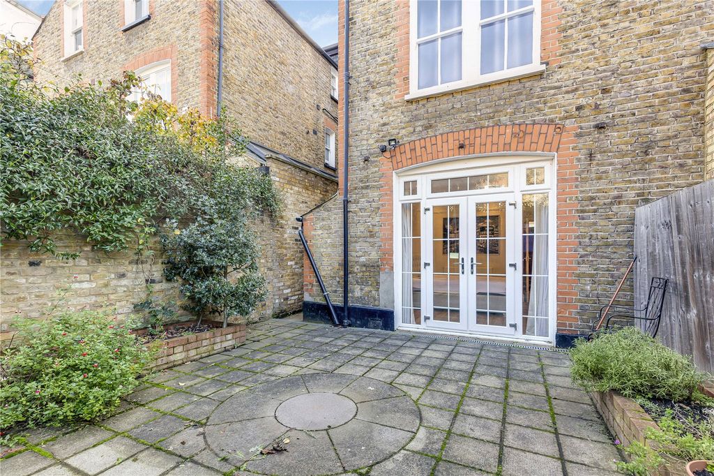 Property photo 2 of 11 Picture No. 03