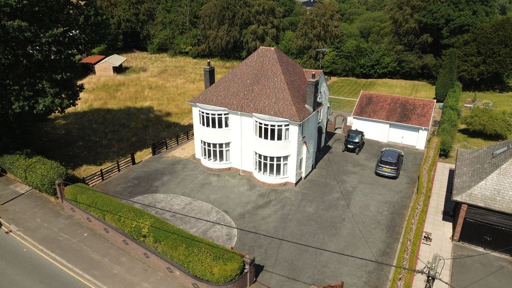 Property photo 1 of 28