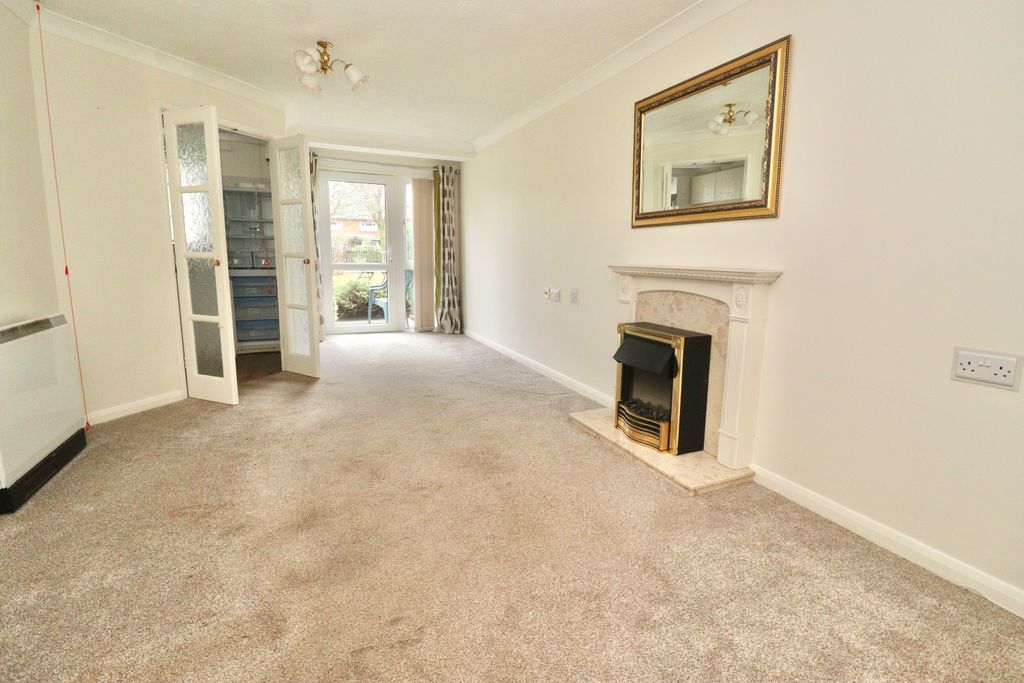 Property photo 2 of 11