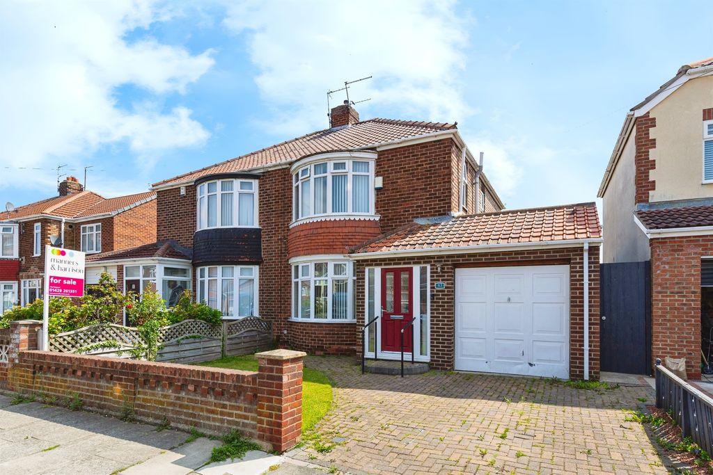Property photo 1 of 12
