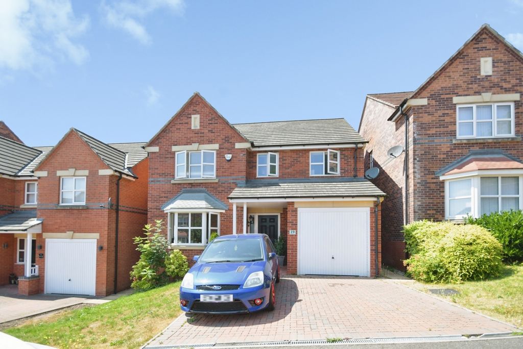 Property photo 1 of 19 Pbox-Img.Jpg