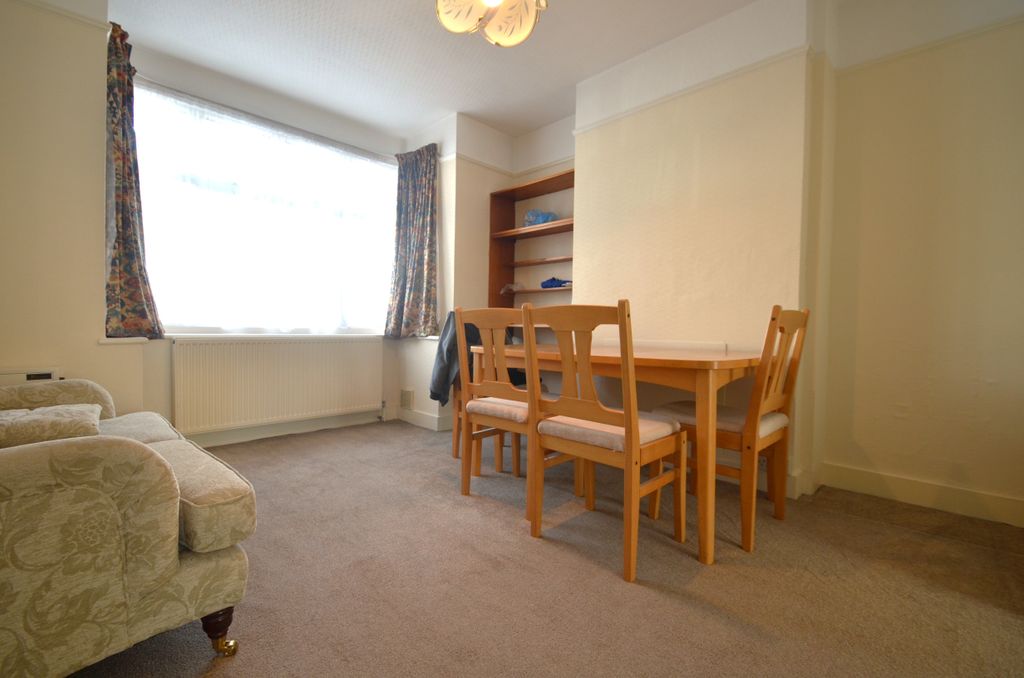 Property photo 3 of 9 Dsc_0746