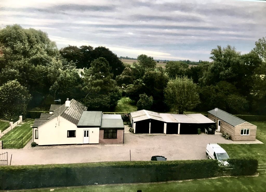 Property photo 1 of 33