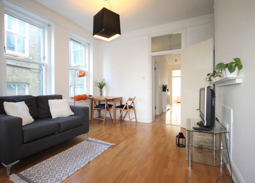 Property photo 2 of 11 Reception