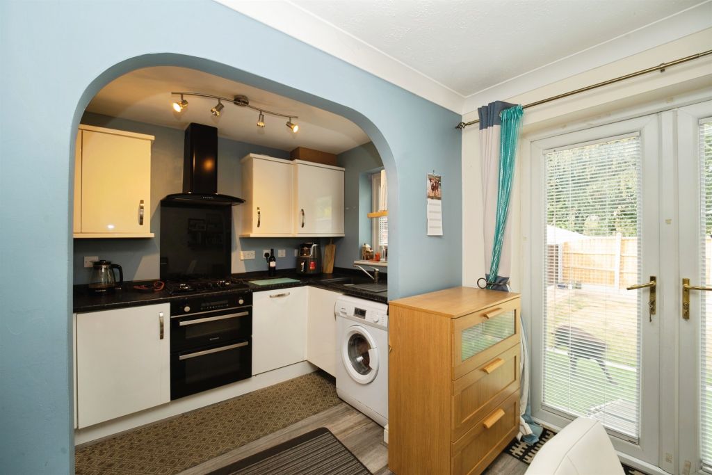 Property photo 3 of 13