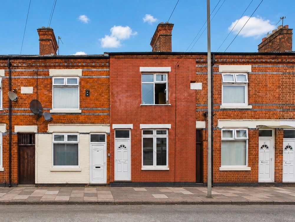 Property photo 1 of 32