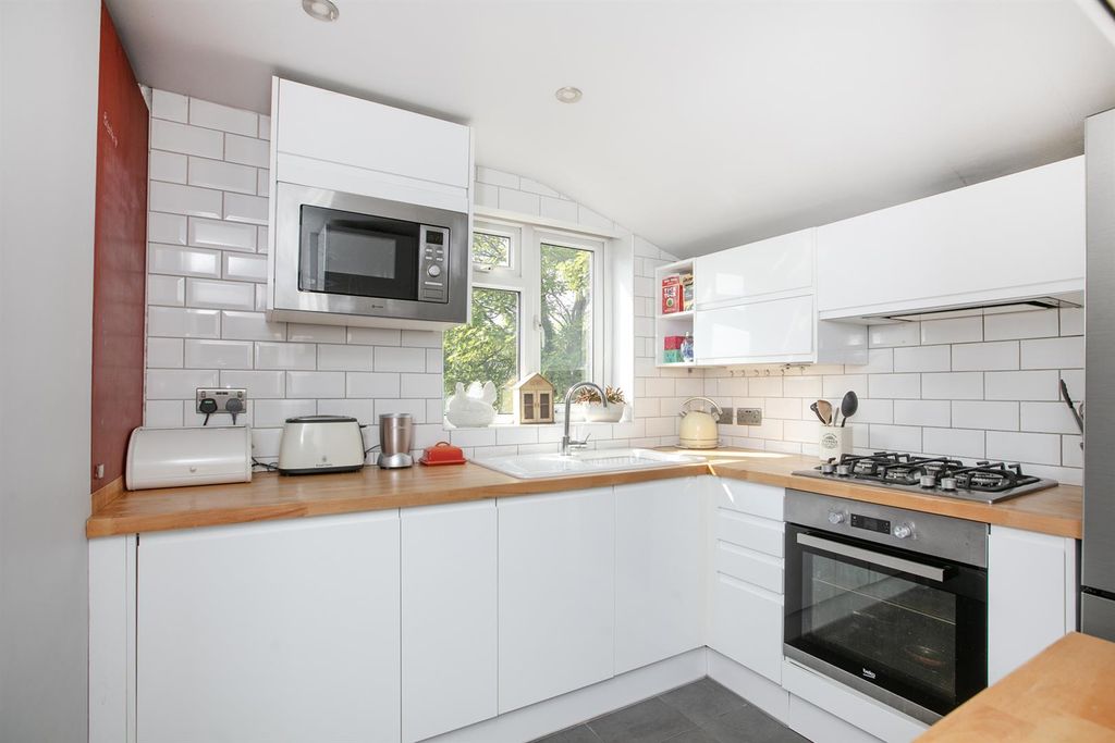 Property photo 3 of 15 3Y6A3216.Jpg