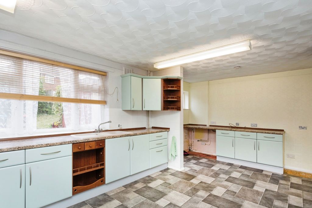 Property photo 3 of 17 Photography