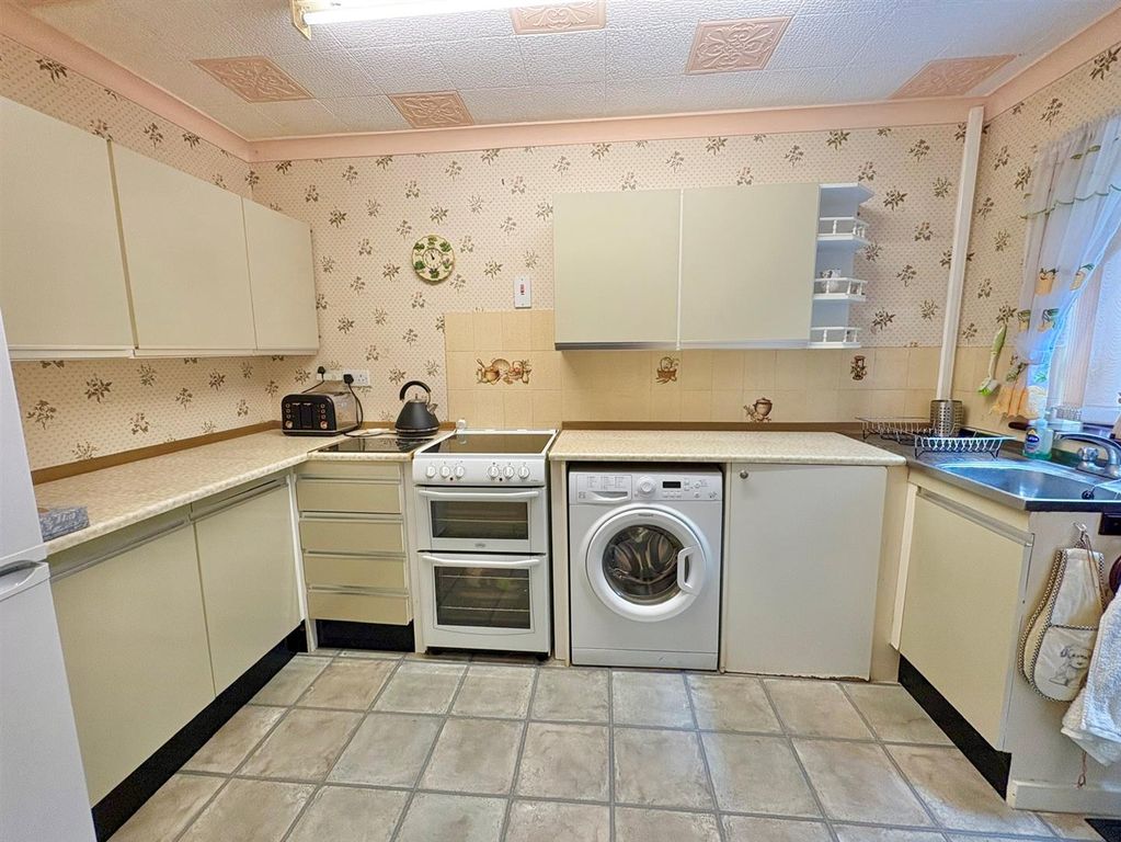 Property photo 3 of 13 Kitchen.Jpg