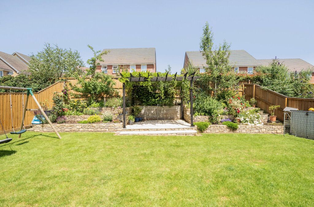 Property photo 3 of 17 Rear Garden
