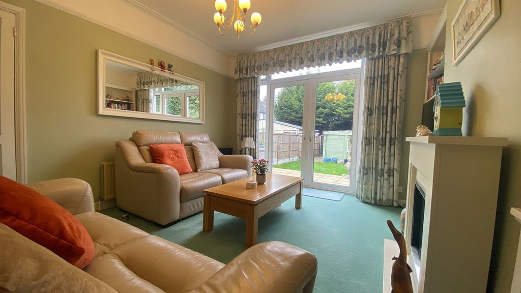 Property photo 3 of 13