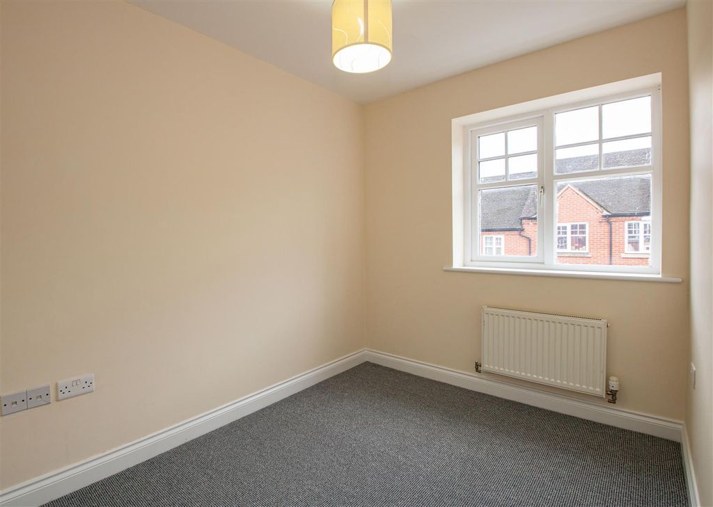 Property photo 3 of 4