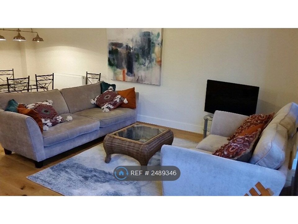Property photo 1 of 24 Living Area