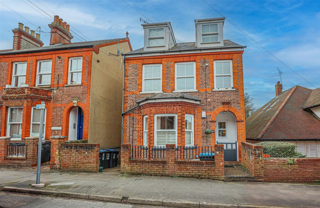 Property photo 1 of 17 980A5074-1.Png