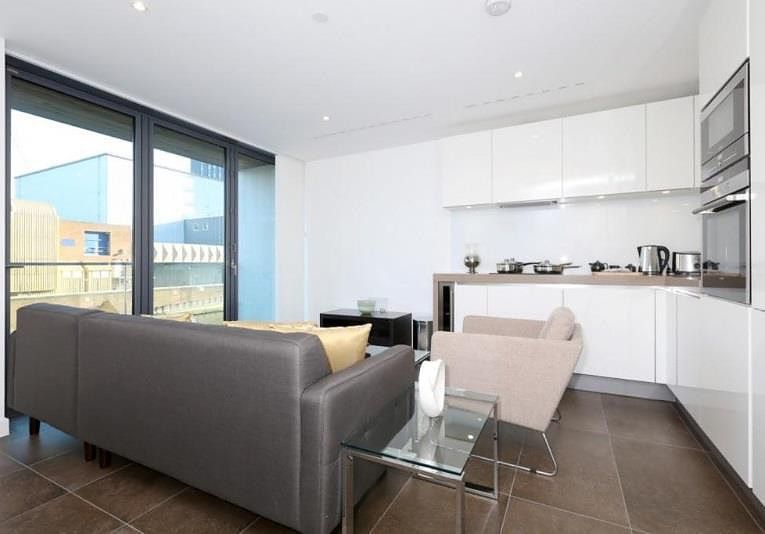 Property photo 2 of 19 Reception