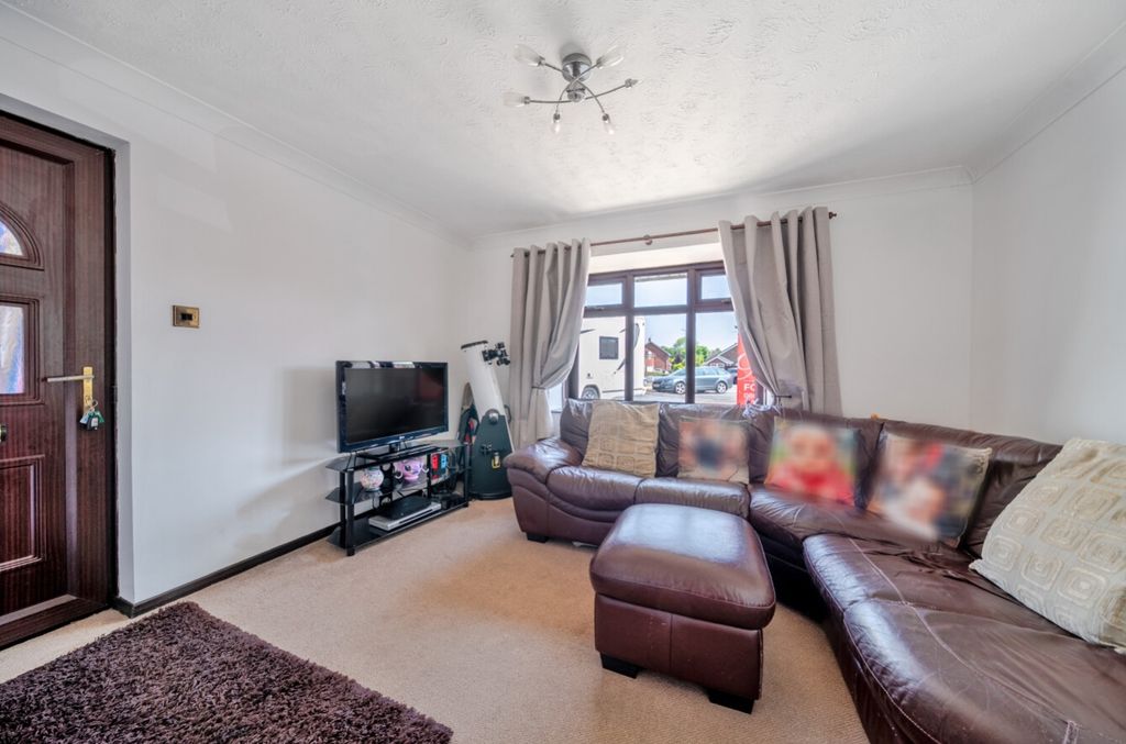 Property photo 2 of 13 1494685-10-6A5A35152c13F