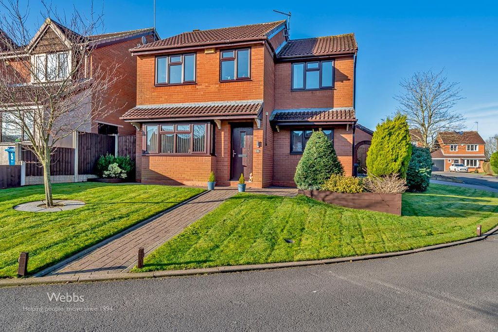 Property photo 1 of 34 Â© Webbs Estate Agents Â© (7 Of 19).Jpg