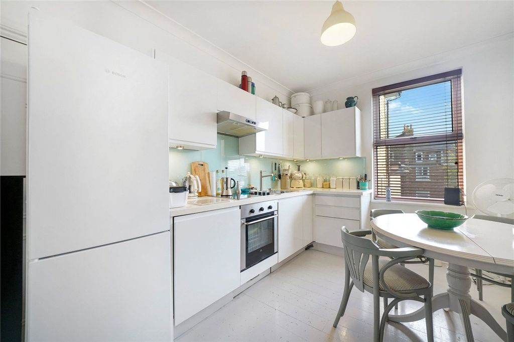 Property photo 2 of 14 Picture No. 14