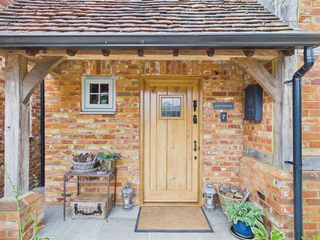 Property photo 3 of 39
