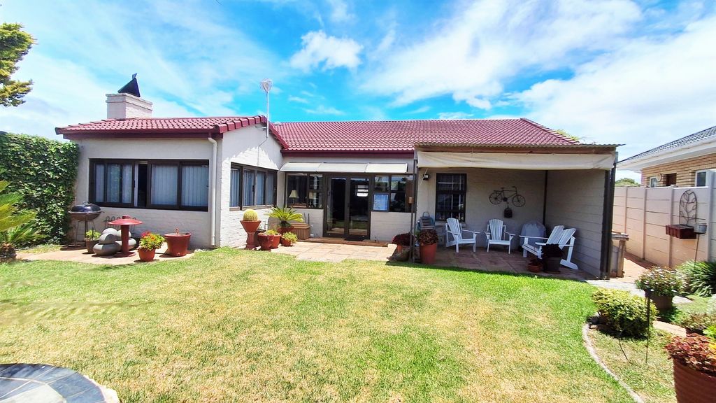 Property photo 2 of 30