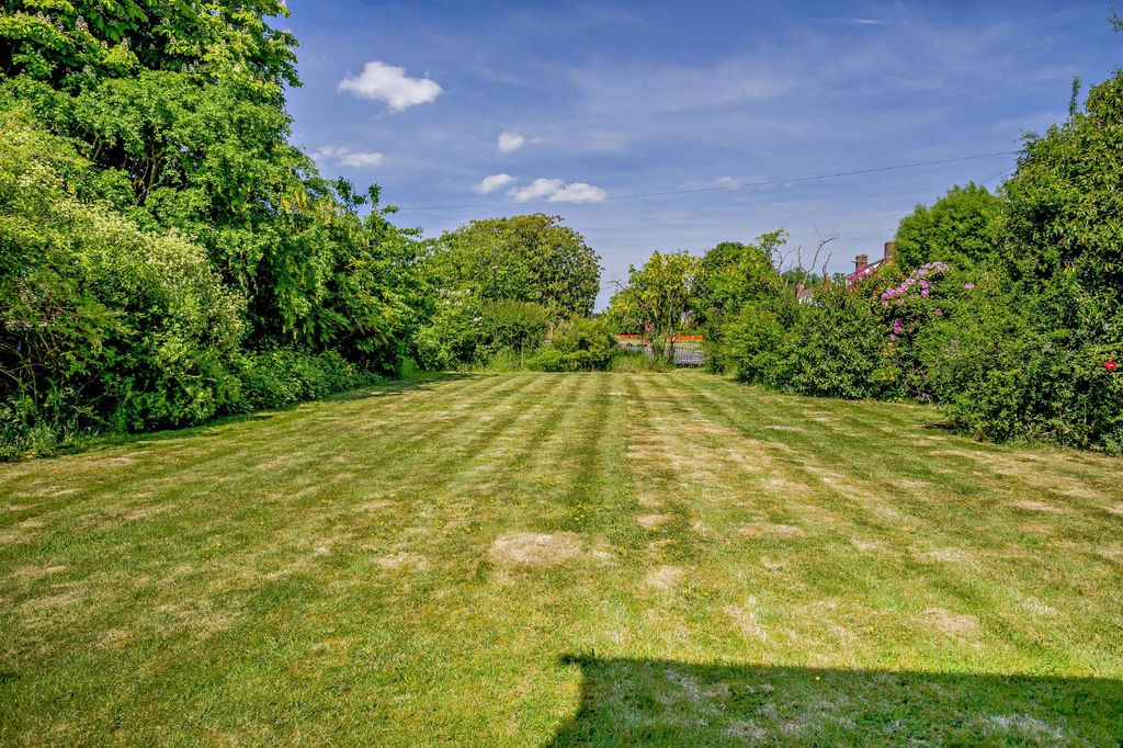 Property photo 3 of 20 Picture No. 13