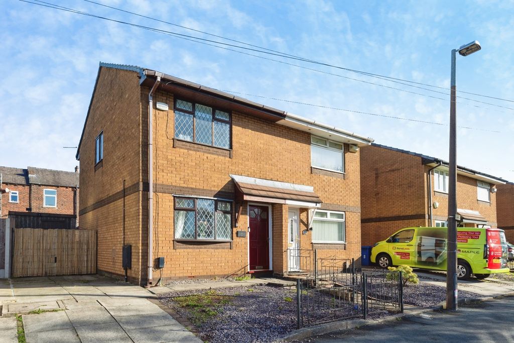 Property photo 1 of 16 Pbox-Img.Jpg