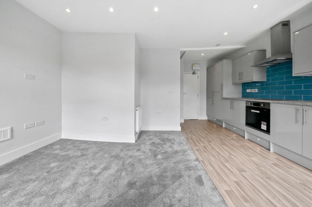 Property photo 2 of 9 Open Plan Lounge/Kitchen