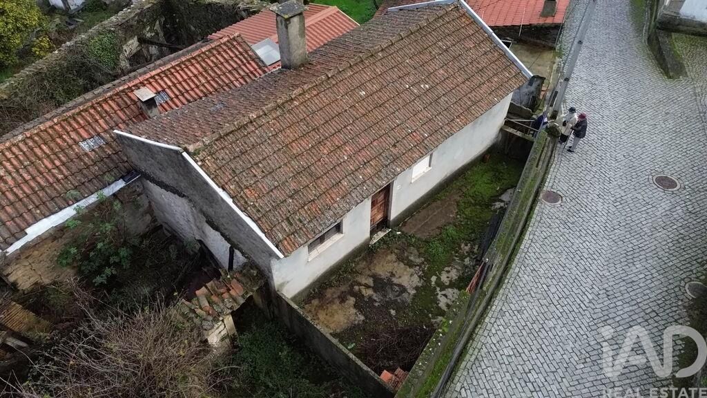 Property photo 3 of 40