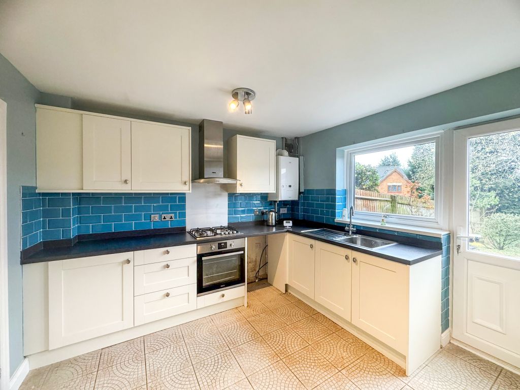 Property photo 3 of 9 Kitchen Area