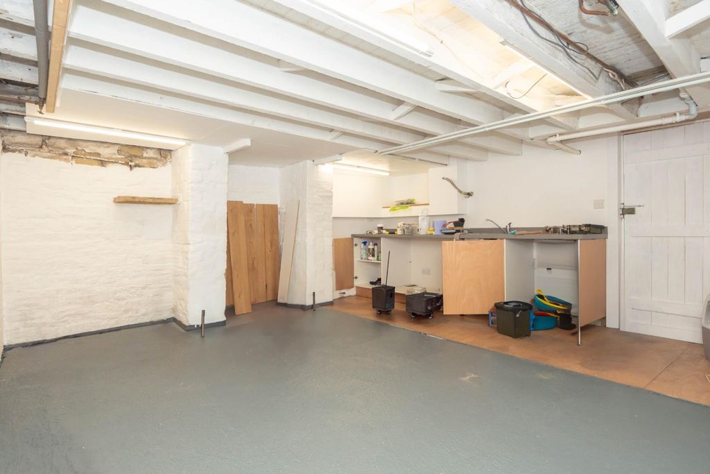 Property photo 3 of 14 Lower Ground Floor