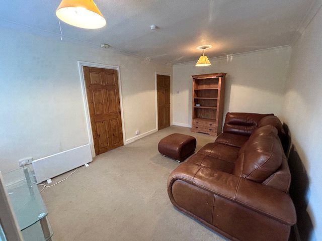 Property photo 2 of 7 Picture No. 22