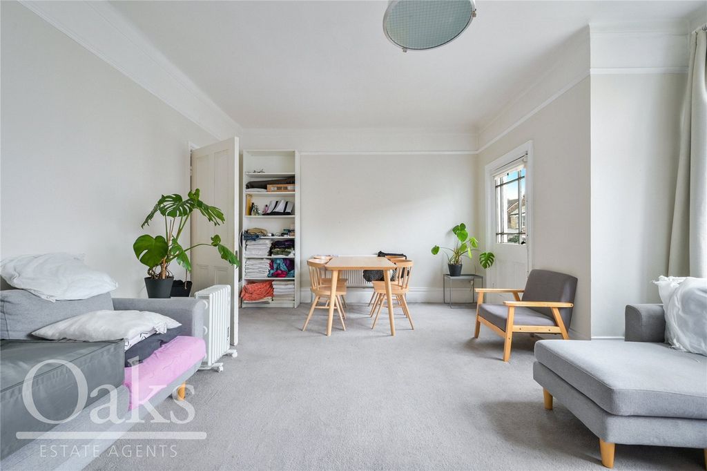 Property photo 2 of 10 Picture No. 03