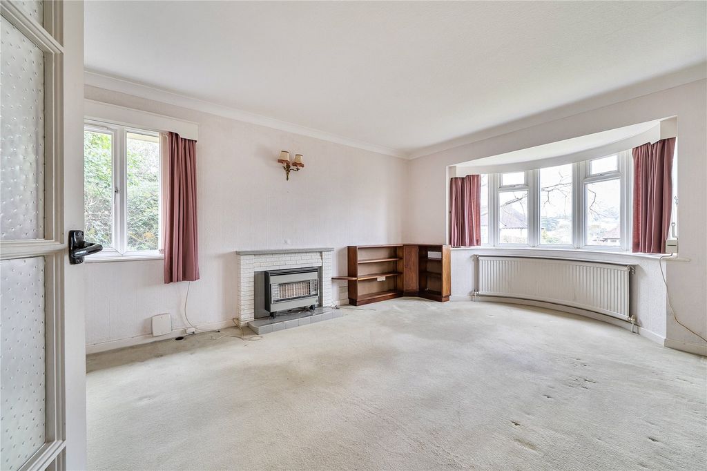 Property photo 2 of 15 Picture No. 25