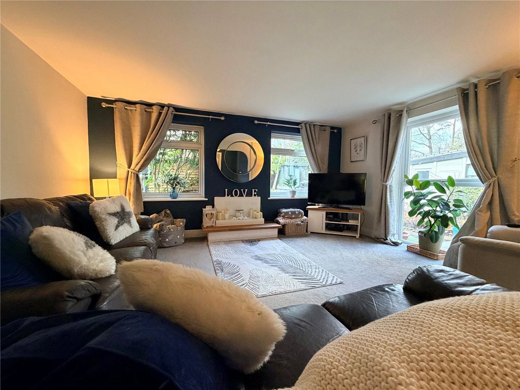 Property photo 3 of 13 Picture No. 09