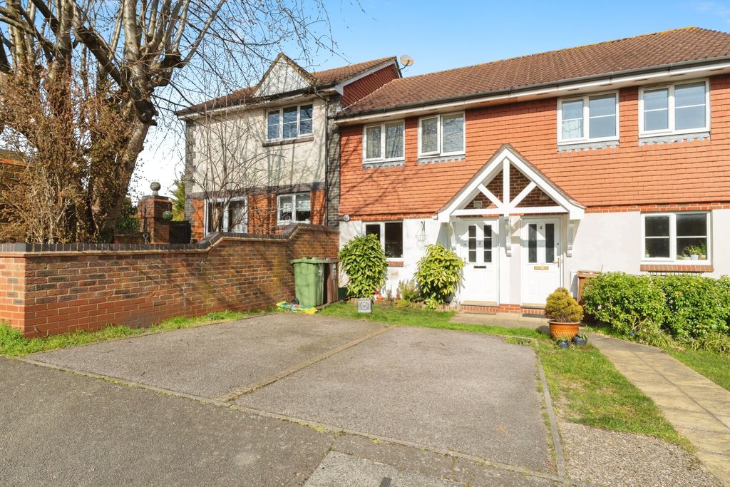 Property photo 2 of 15