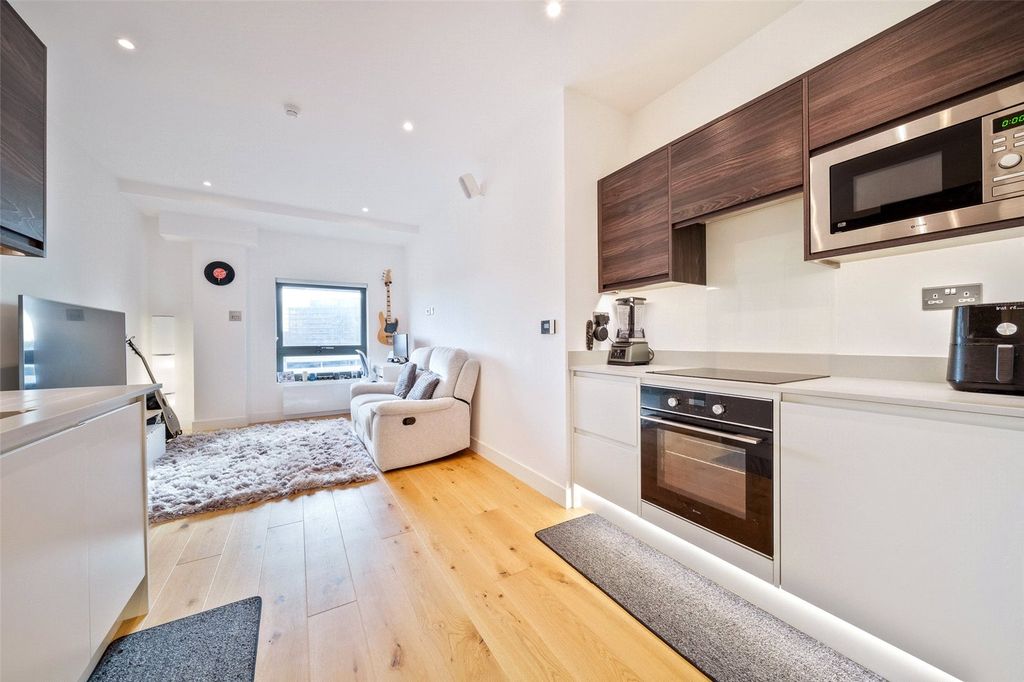 Property photo 3 of 13 Picture No. 06