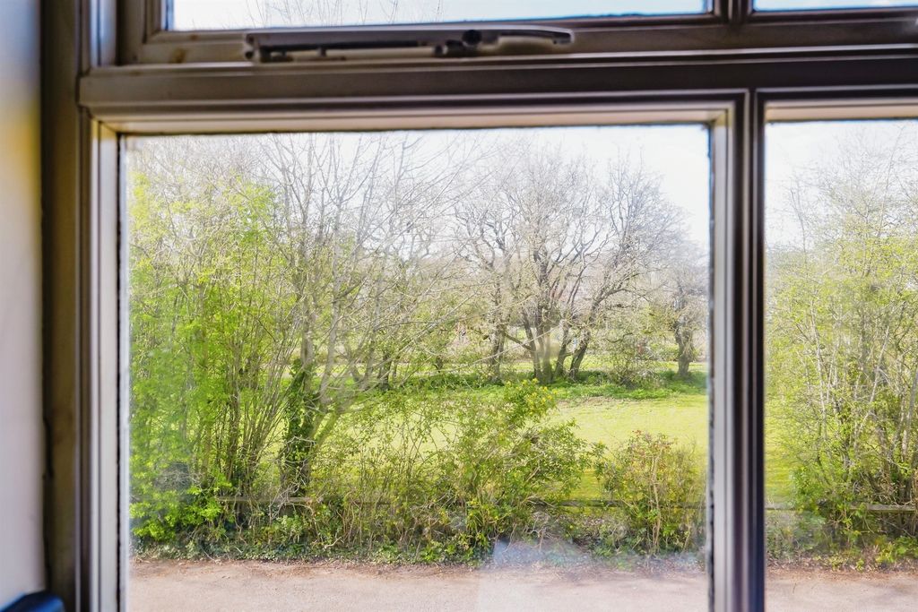 Additional image 12 of 5 bed detached house for saleCranesbill Drive, Bicester OX26