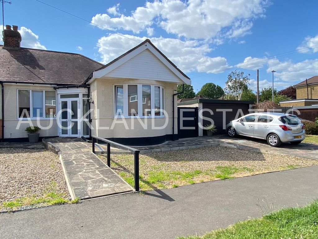 Property photo 1 of 24